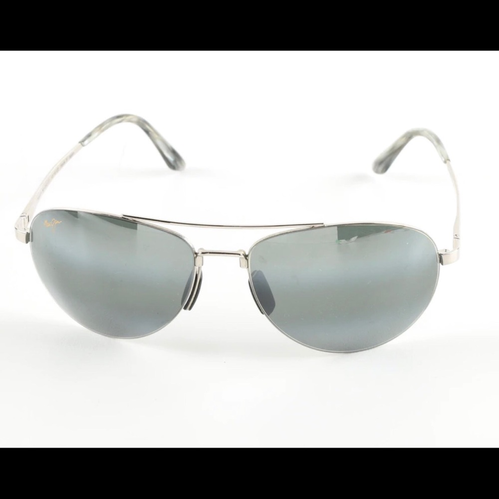 MAUI JIM SUNGLASS—-PILOT MODEL—-10/10—-CLASSIC AVIATOR